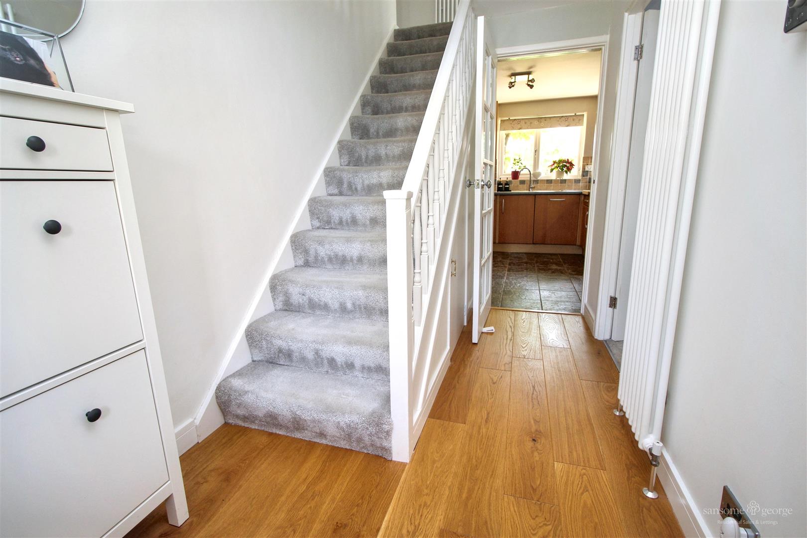 3 bed property in Northway, Thatcham